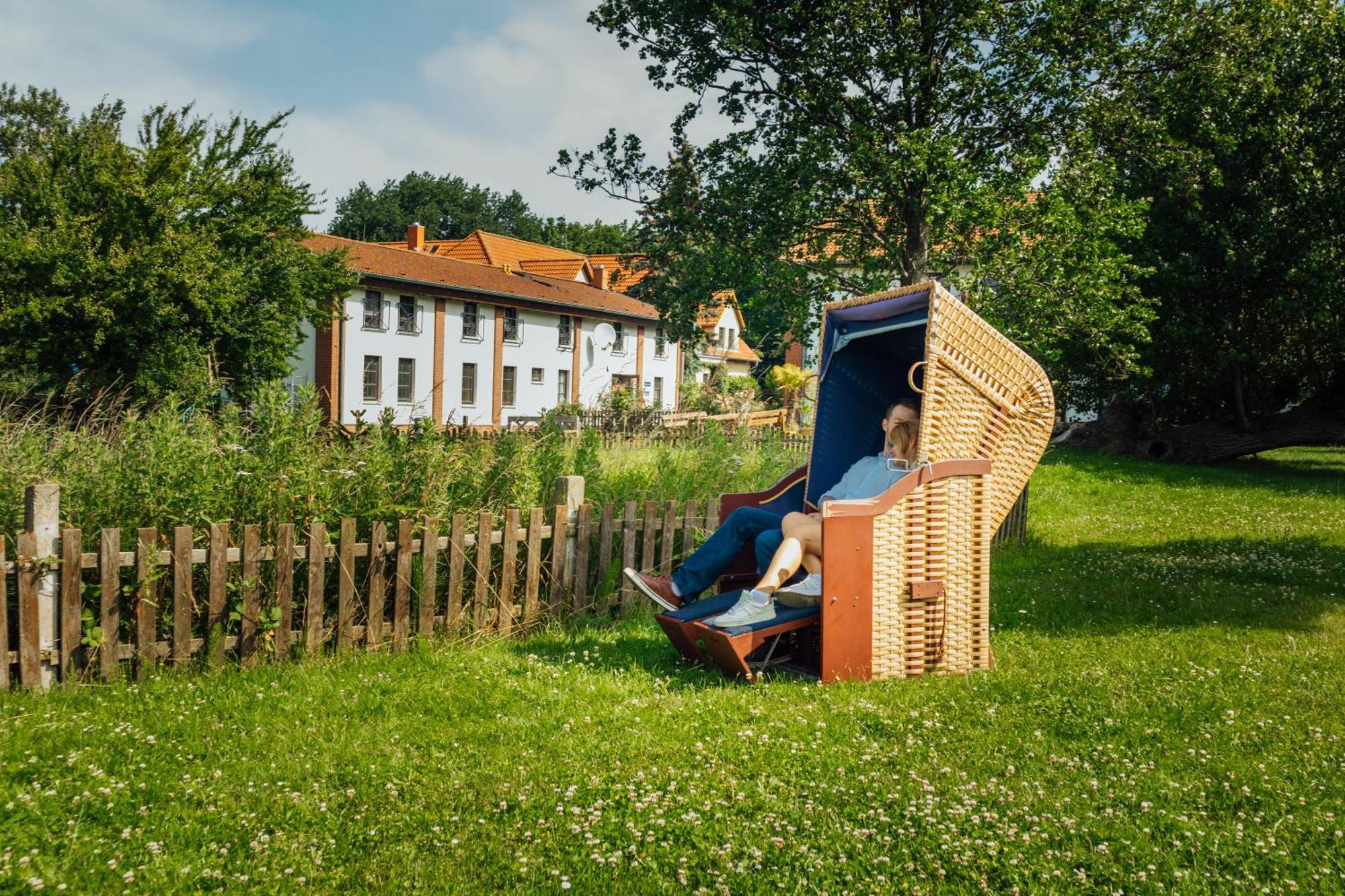 Hotel Ostseeland Rostock Exterior photo